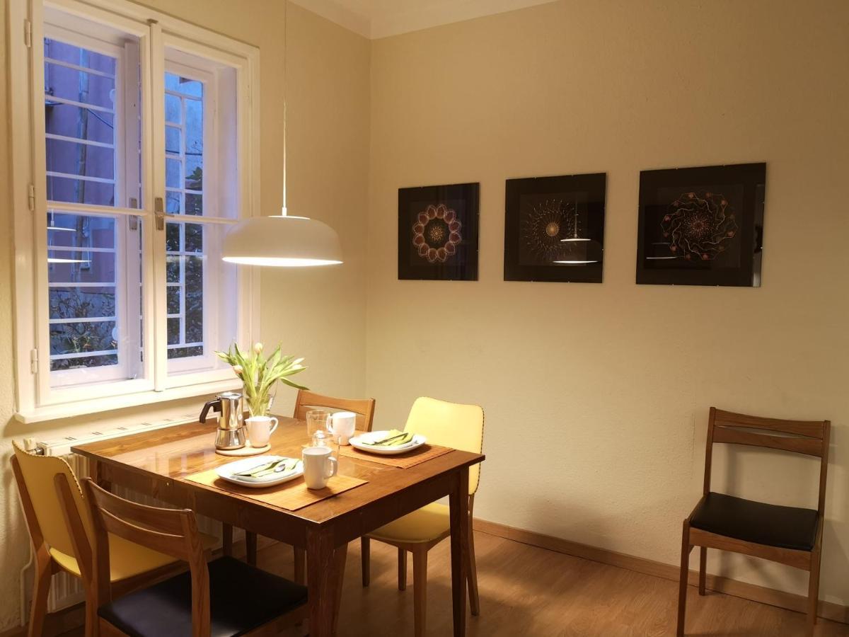 Kleine Haus - Vintage-apartment Im Innenhof Apartamento